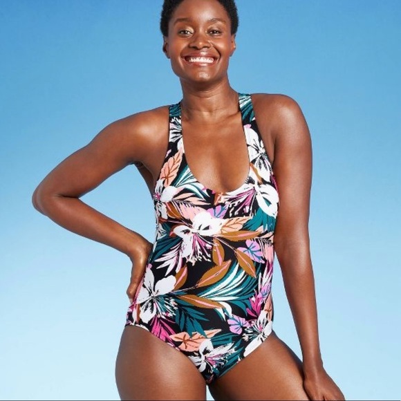 Target Twist-Back Medium Coverage One Piece Swimsuit - Kona Sol™‎ - Picture 1 of 8